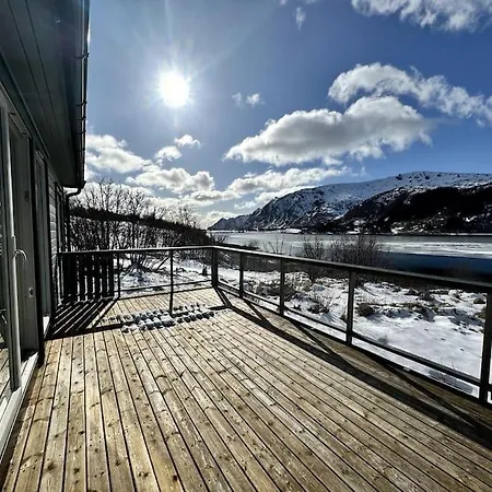 Holiday home A Pearl In Lofoten