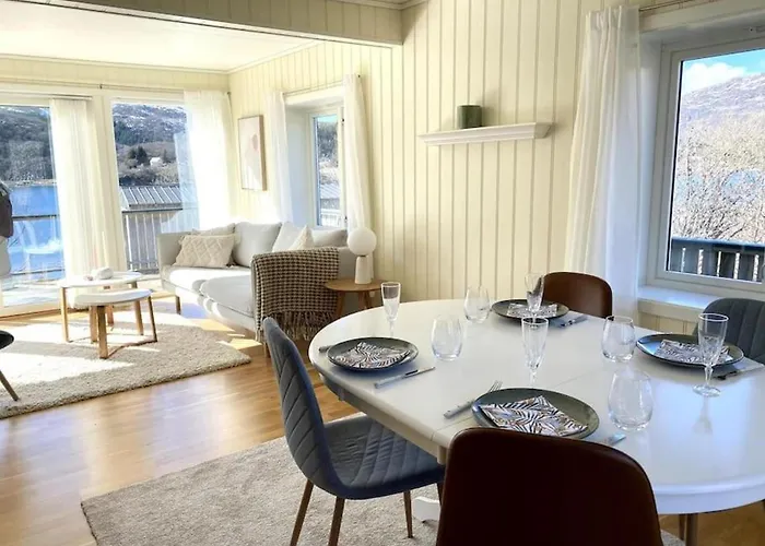 A Pearl In Lofoten 펜션 레크네스