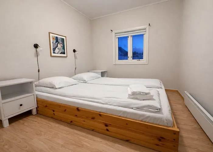 Semesterbostad A Pearl In Lofoten Leknes