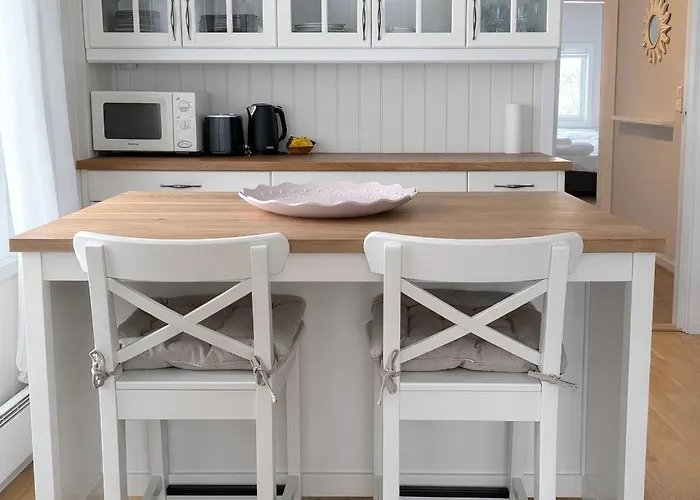 Semesterbostad A Pearl In Lofoten Leknes